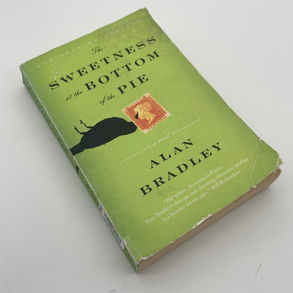 The Sweetness at the Bottom of the Pie Alan Bradley Mystery Novel Paperback